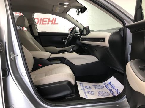 Used 2024 Honda HR-V LX image 12