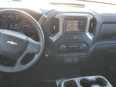 Used 2022 Chevrolet Silverado 1500 Custom image 21