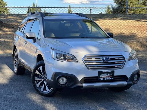 Used 2015 Subaru Outback 2.5i Limited AWD/4WD image 1