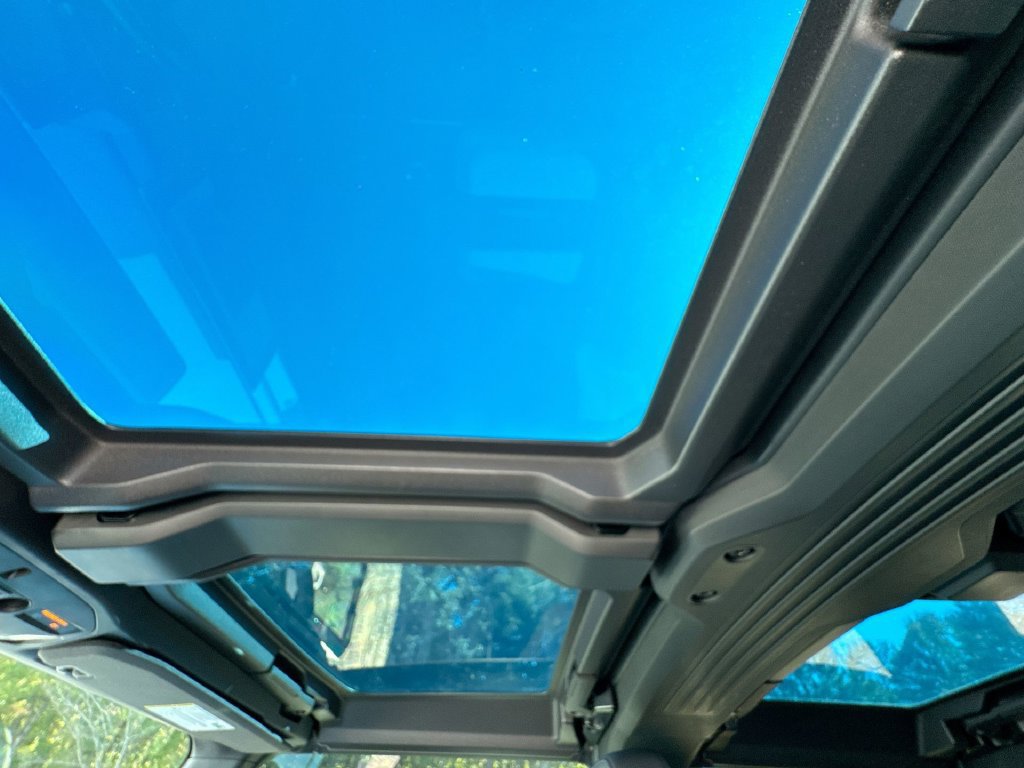 Used 2025 GMC Hummer EV 3X AWD/4WD image 19