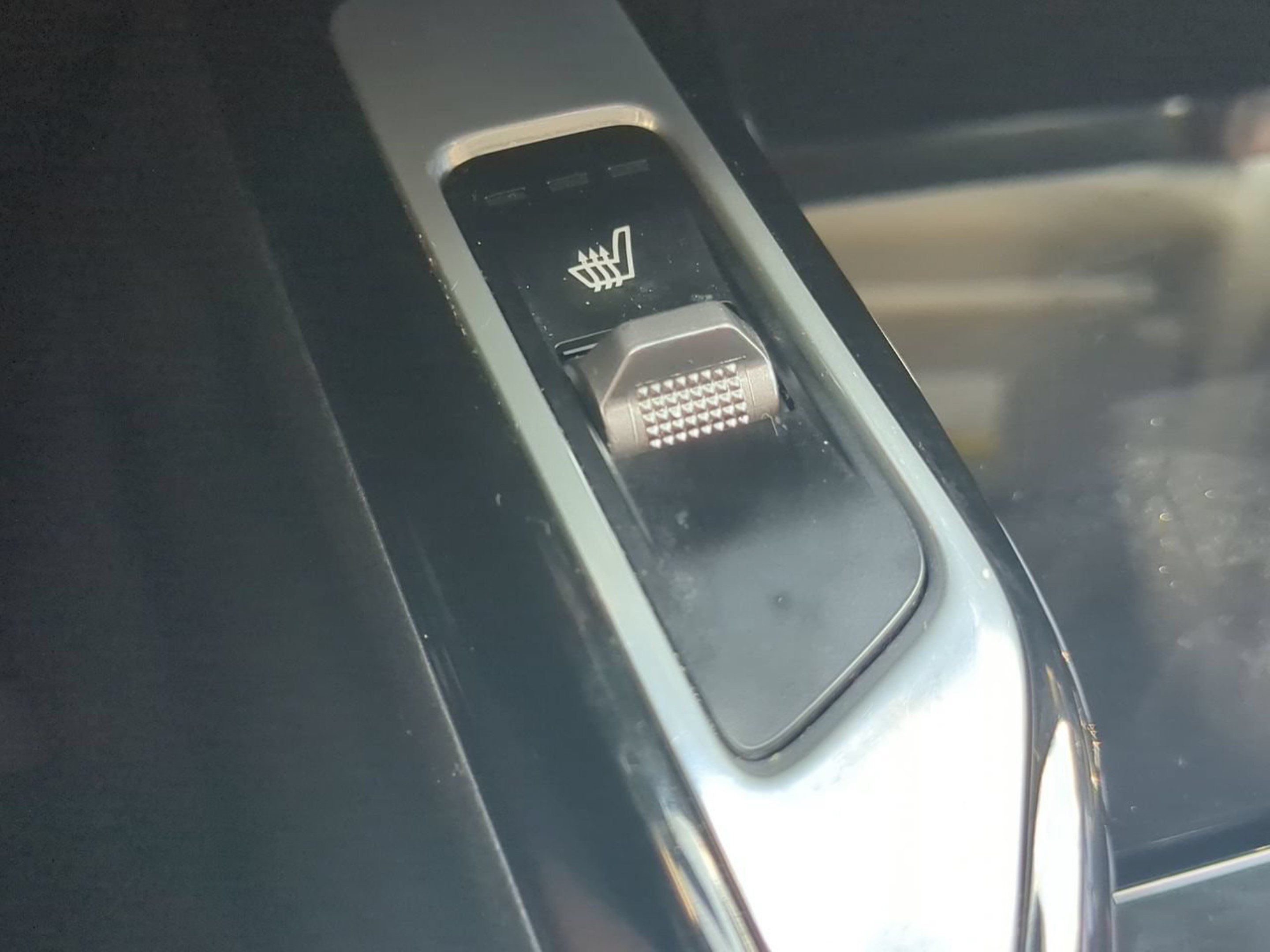 Certified 2022 Kia Sorento SX FWD image 29