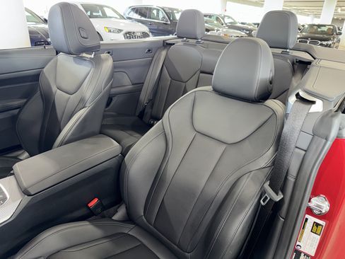 Used 2026 BMW M440i Convertible RWD image 16