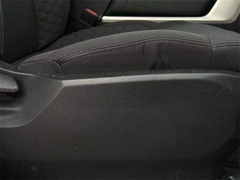 Used 2022 Toyota Tundra SR5 w/ Convenience Package image 24