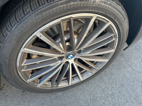 Used 2019 BMW 530e image 14