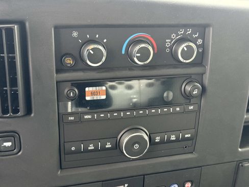 New 2025 GMC Savana 2500 w/ Driver Convenience Package RWD image 12