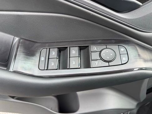 New 2026 Nissan Rogue S image 11