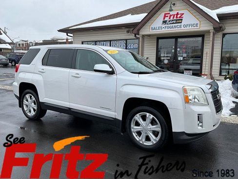 Used 2017 GMC Terrain SLE image 1