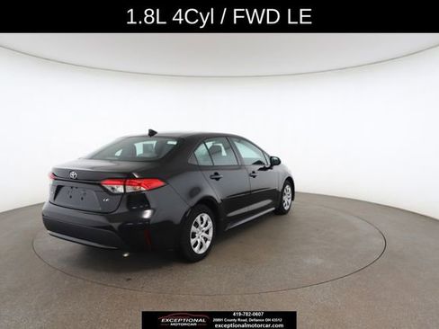 Used 2021 Toyota Corolla LE image 18