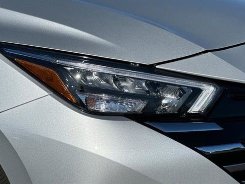 New 2025 Nissan Versa SV image 28