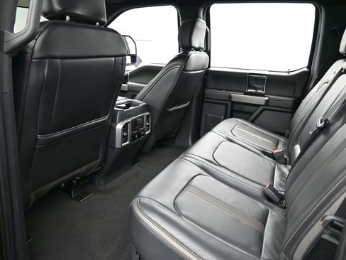 Used 2022 Ford F350 Platinum image 39