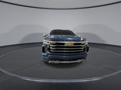 Certified 2024 Chevrolet Silverado 1500 High Country w/ Technology Package image 3
