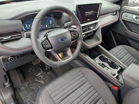 New 2026 Ford Explorer ST-Line w/ ST-Line Street Pack image 18