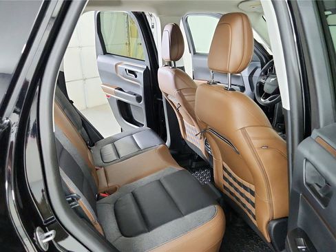 Used 2022 Ford Bronco Sport Outer Banks AWD/4WD image 18