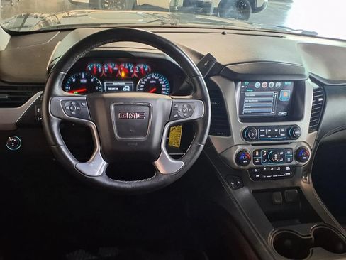 Used 2019 GMC Yukon SLT AWD/4WD image 16
