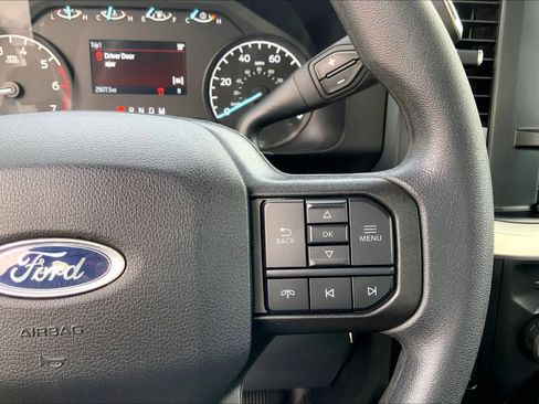 Used 2023 Ford F250 XL w/ Snow Plow Prep Package image 24