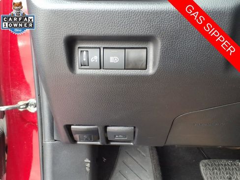 Used 2023 Toyota RAV4 LE image 19