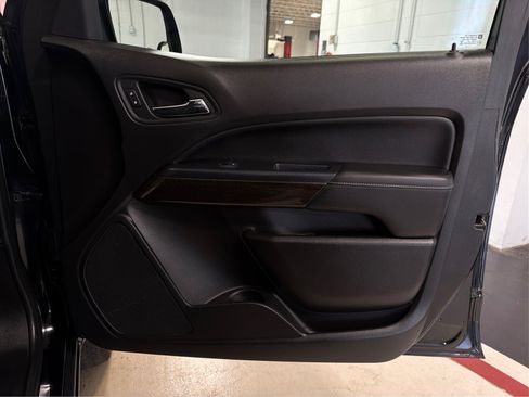 Used 2019 GMC Canyon SLE AWD/4WD image 23