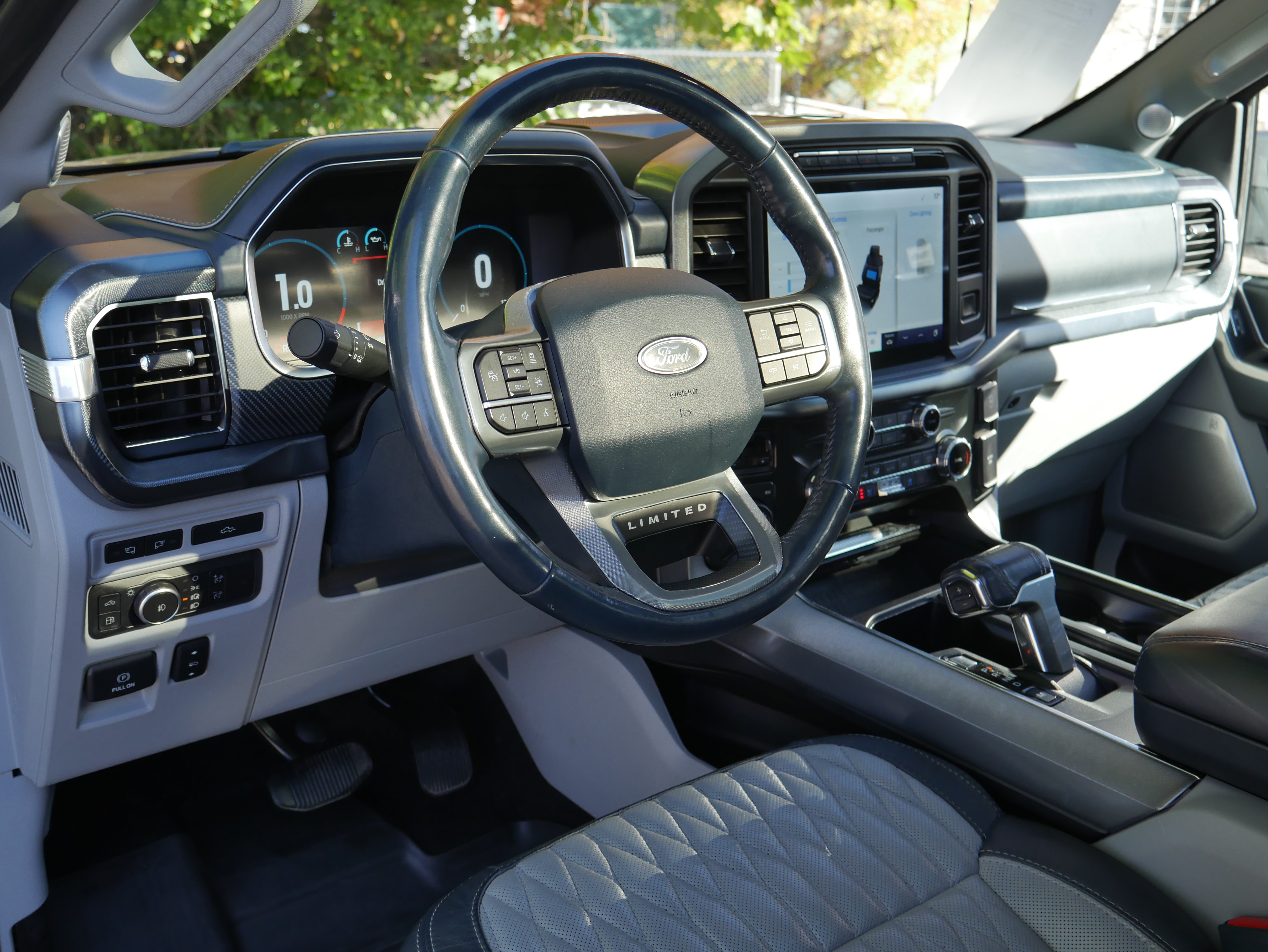 Certified 2022 Ford F150 Limited AWD/4WD image 4
