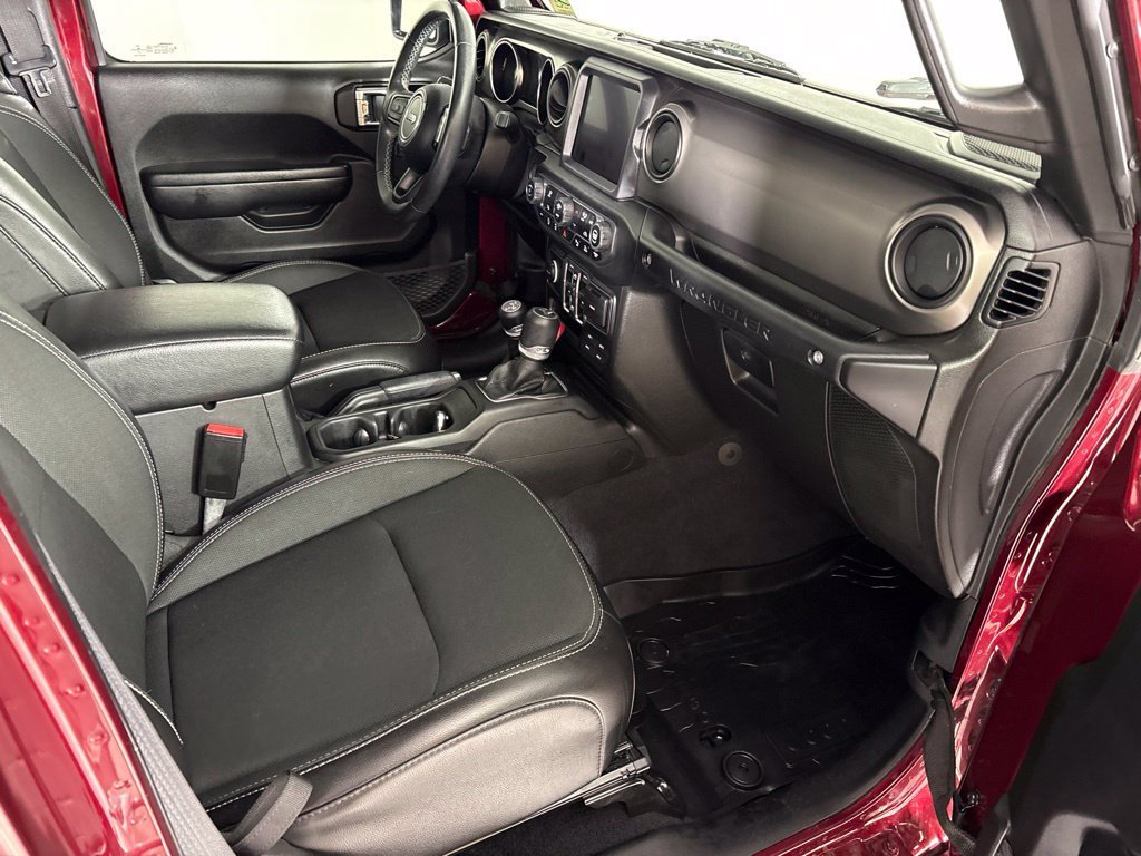 Used 2021 Jeep Wrangler Unlimited Sport AWD/4WD image 16