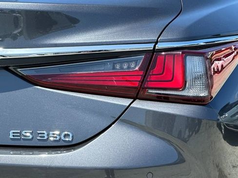 Used 2025 Lexus ES 350 w/ Premium Package FWD image 33