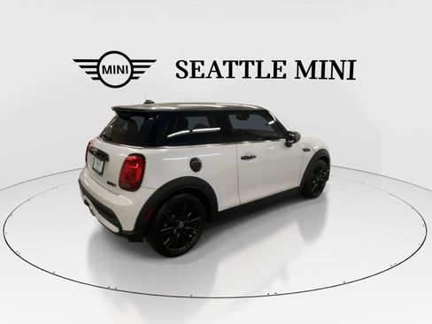Used 2024 MINI Cooper S FWD image 11