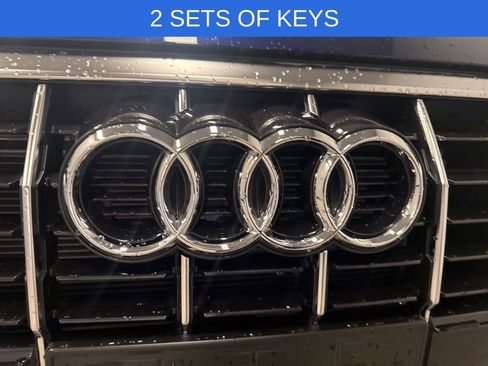 Used 2025 Audi Q3 2.0T Premium w/ Convenience Package image 3