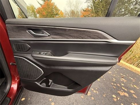 Used 2021 Jeep Grand Cherokee L Limited image 43