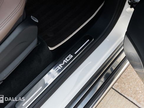 Used 2024 Mercedes-Benz G 63 AMG 4MATIC image 35