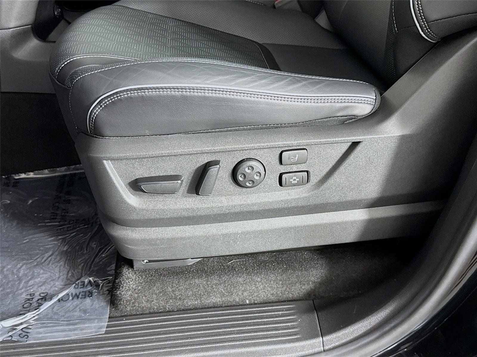 Used 2026 INFINITI QX80 Autograph w/ Premium Cargo Package AWD/4WD image 22