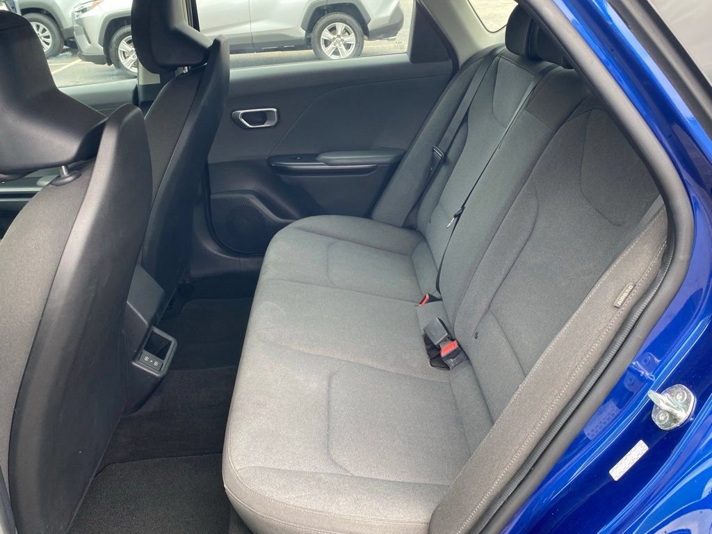 Used 2025 Kia K4 FWD image 8