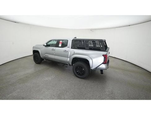 New 2025 Toyota Tacoma SR5 image 4