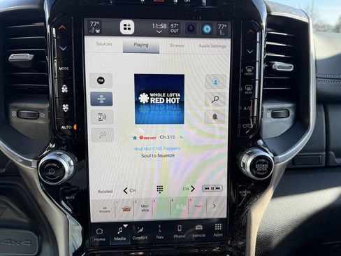 Used 2023 RAM 2500 Laramie image 16