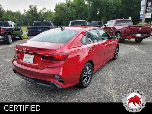 Used 2024 Kia Forte LXS FWD image 5