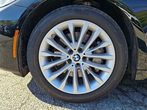 Certified 2023 BMW 530i xDrive w/ Premium Package AWD/4WD image 8