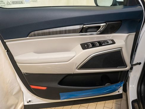 New 2025 Kia Telluride EX image 14