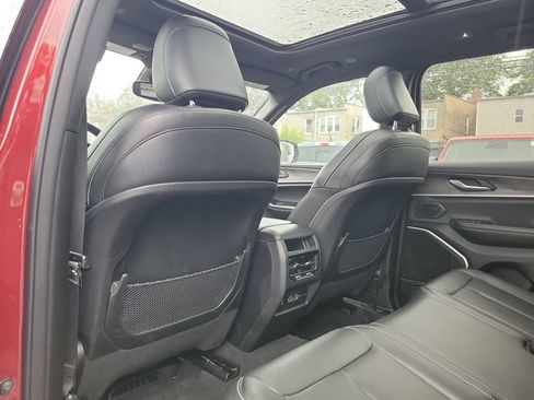 Certified 2024 Jeep Grand Cherokee Limited 4xe AWD/4WD image 11