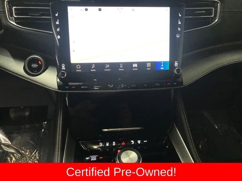 Certified 2025 Jeep Wagoneer Series II image 18