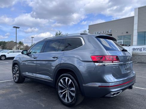 Used 2023 Volkswagen Atlas SEL Premium image 5