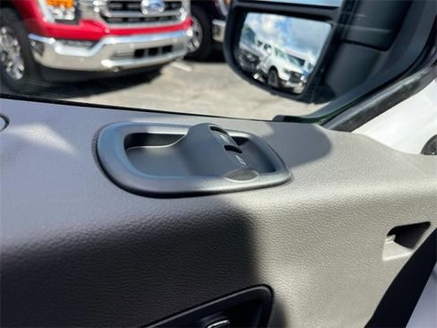 New 2025 Ford Transit 250 148 Medium Roof image 23