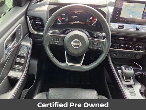 Used 2024 Nissan Rogue Platinum w/ Platinum Premium Package FWD image 11