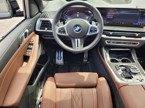 New 2026 BMW X7 M60i image 12