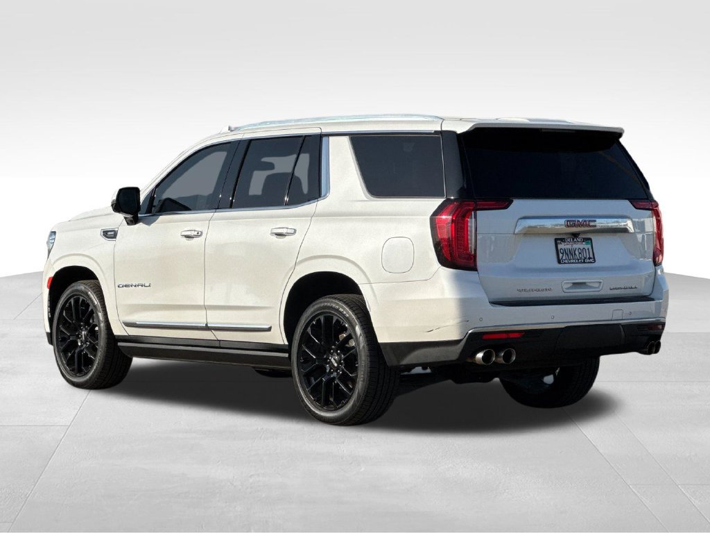 Used 2022 GMC Yukon Denali RWD image 3