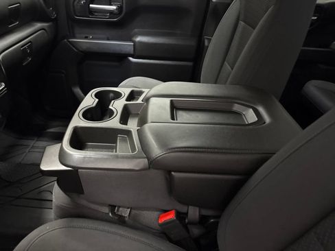 Used 2020 Chevrolet Silverado 1500 Custom w/ Custom Value Package AWD/4WD image 19