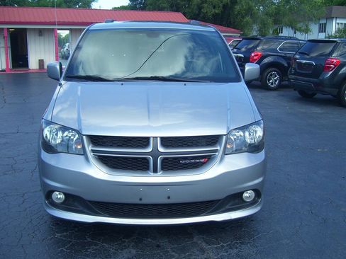 Used 2018 Dodge Grand Caravan GT FWD image 5