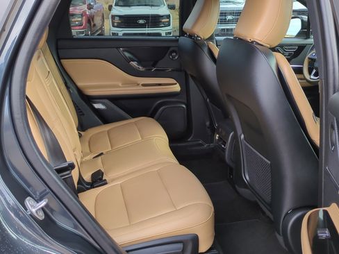 Used 2021 Lincoln Corsair Reserve w/ Equipment Group 201A image 29