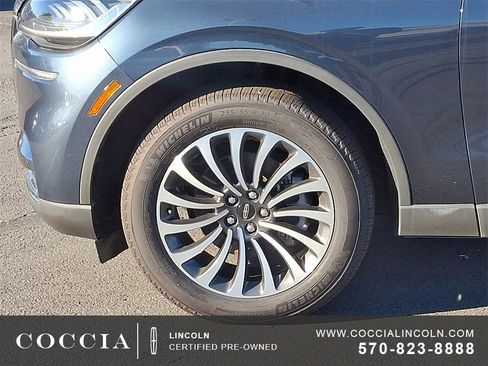 Used 2023 Lincoln Aviator Reserve w/ Elements Package Plus image 8