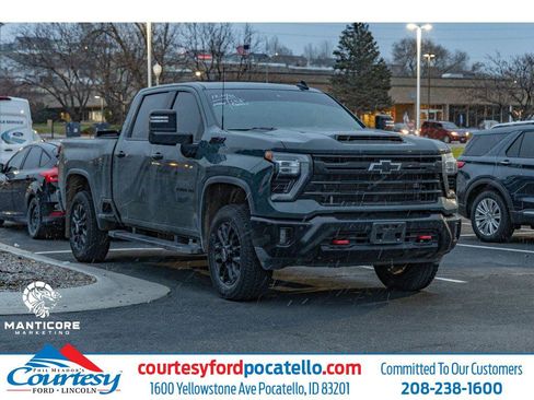 Used 2025 Chevrolet Silverado 3500 LT w/ Trail Boss Package image 1