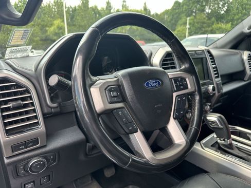 Used 2019 Ford F150 Platinum w/ Equipment Group 701A Luxury AWD/4WD image 11