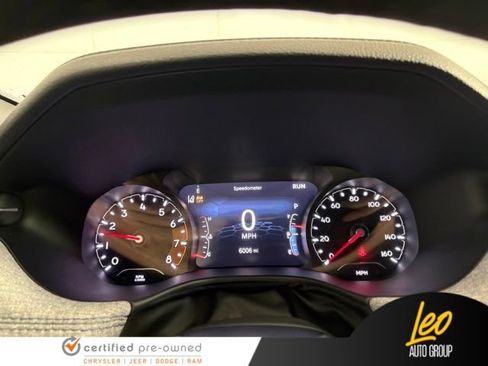 Used 2023 Jeep Compass Latitude AWD/4WD image 11