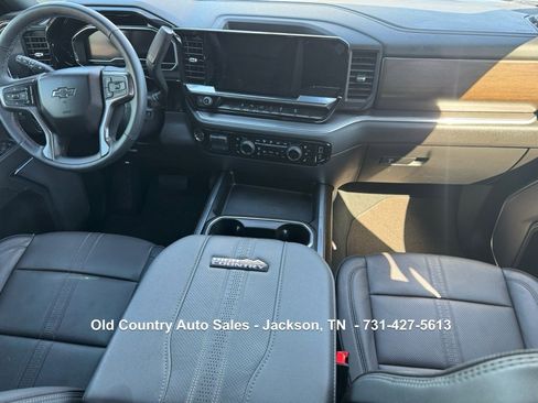 Used 2025 Chevrolet Silverado 2500 High Country w/ Midnight Edition image 45